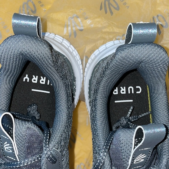 BRAND NEW Steph Curry Size 13 Basketball Shoes - Picture 5 of 7